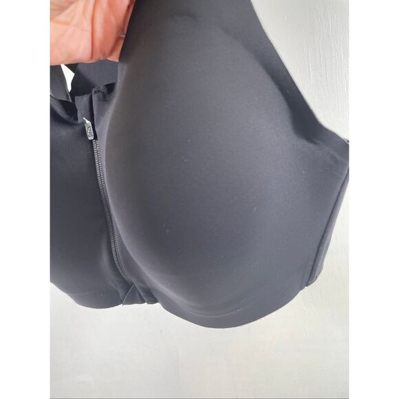 Lululemon Black Crossed Back Bra Size 38 D - Picture 3 of 9